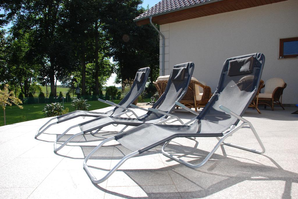 Pokoje Goscinne U Anety Wicko  Exterior foto